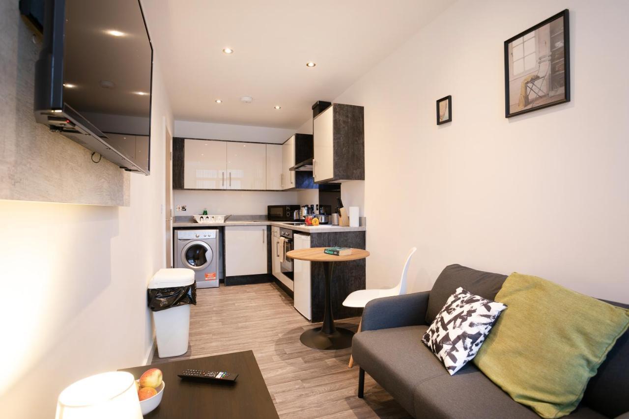 Hoemli Smart City Centre Apartment Leicester Exterior photo