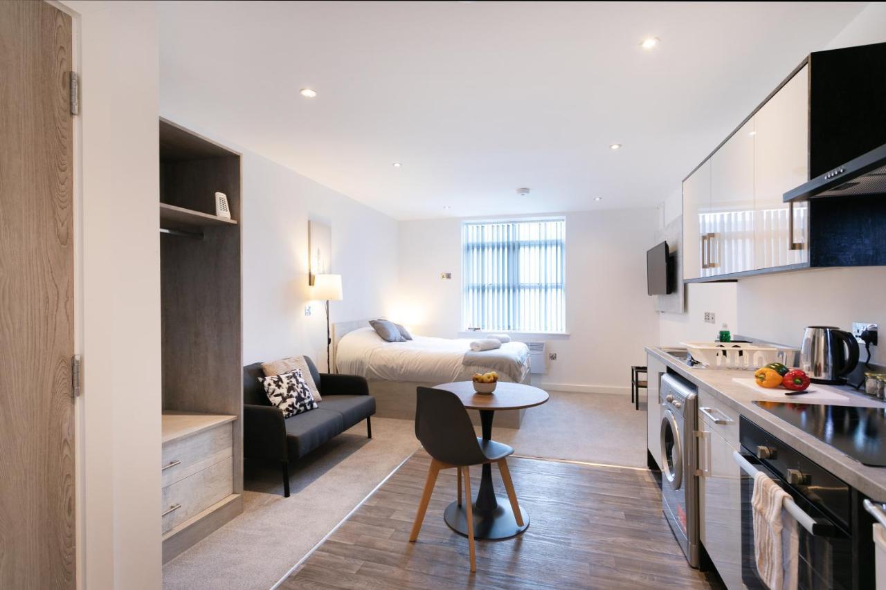 Hoemli Smart City Centre Apartment Leicester Exterior photo