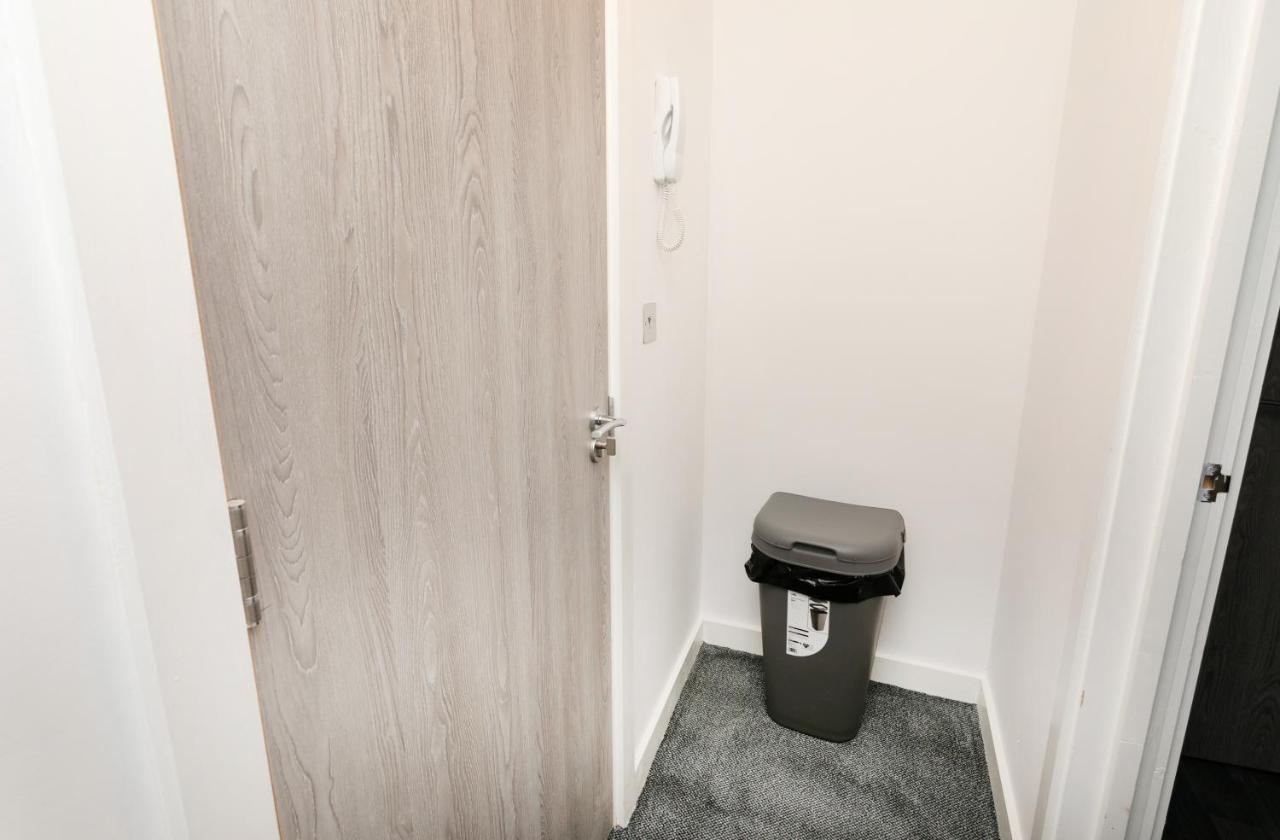 Hoemli Smart City Centre Apartment Leicester Exterior photo