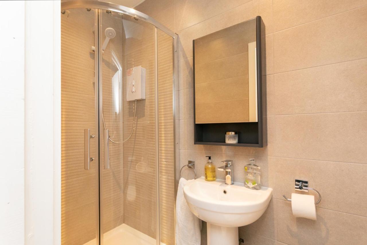 Hoemli Smart City Centre Apartment Leicester Exterior photo