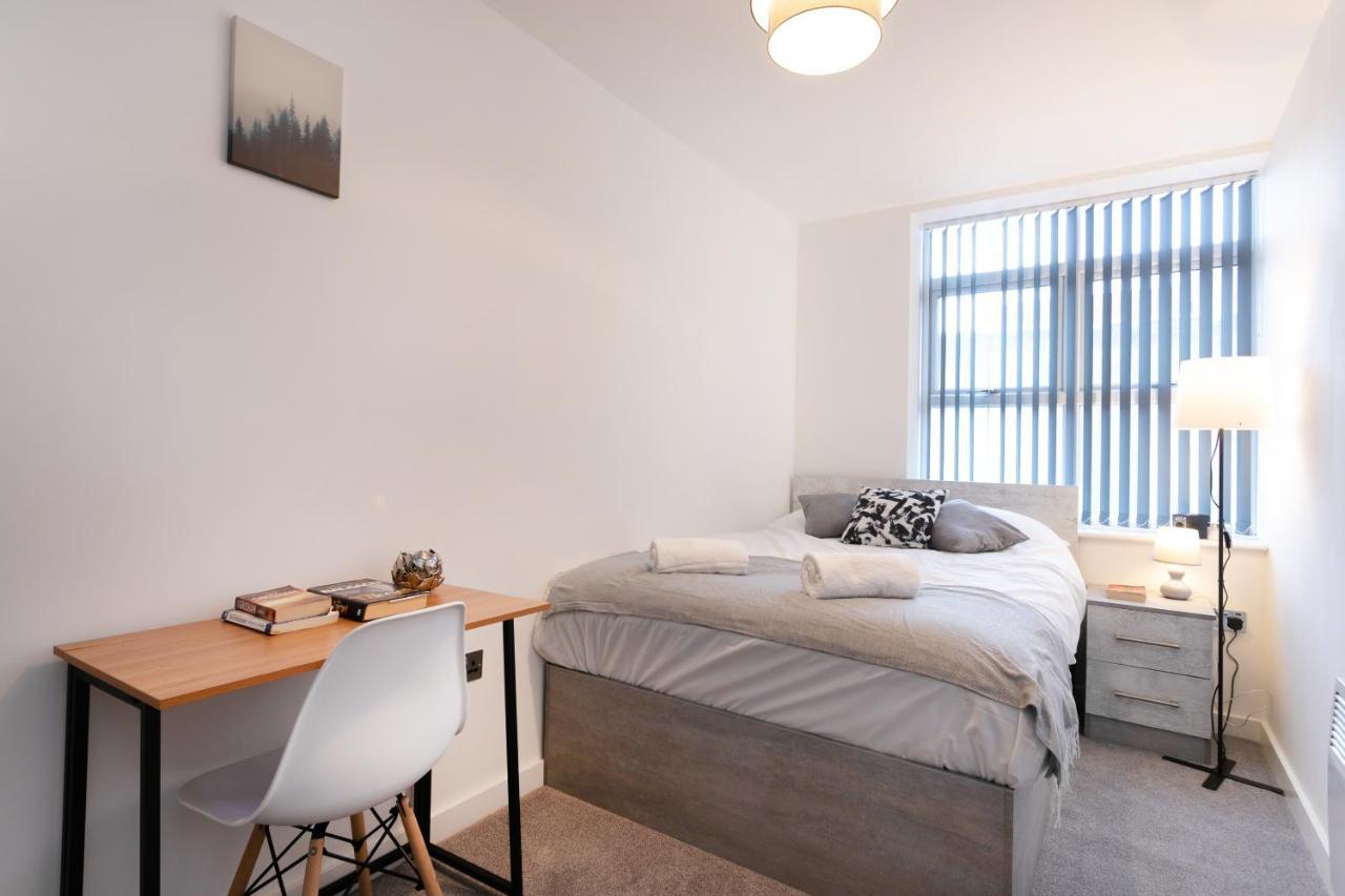 Hoemli Smart City Centre Apartment Leicester Exterior photo