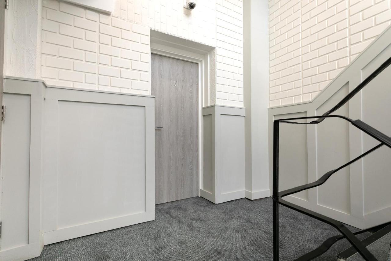 Hoemli Smart City Centre Apartment Leicester Exterior photo